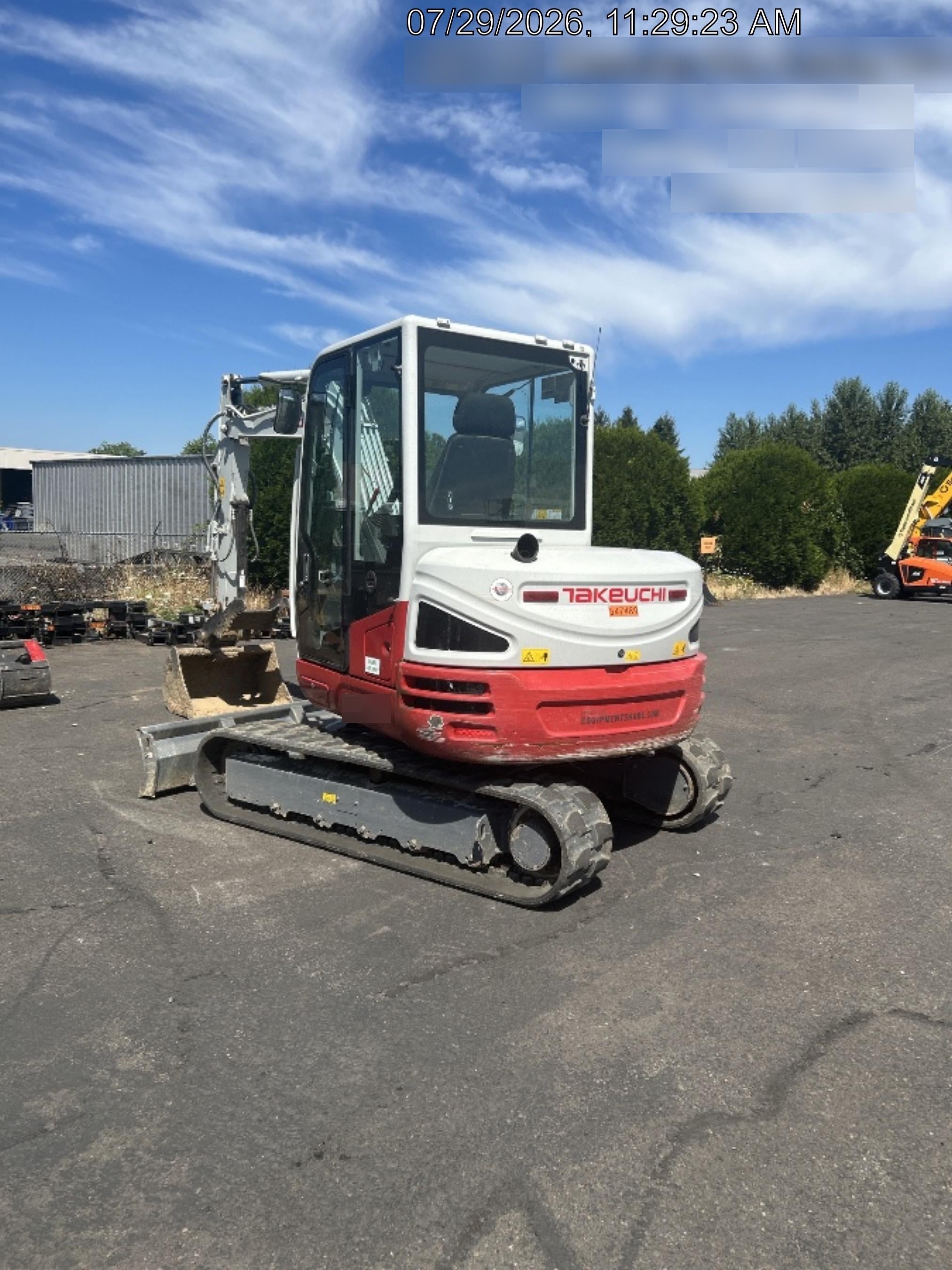 2025 TAKEUCHI TB250-2CR