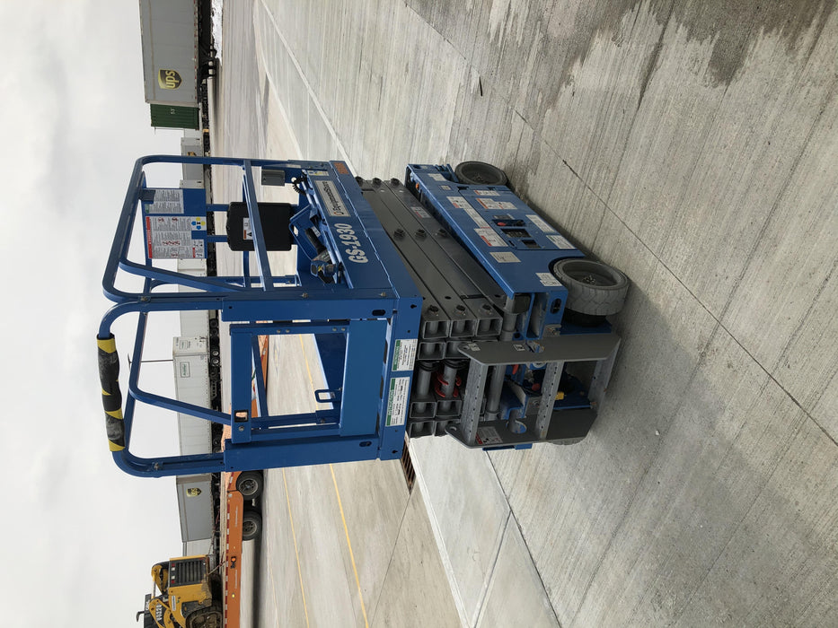 2020 Genie GS-1930 Solid Non Marking Tires, Beacon, Folding rails with half height swing gate