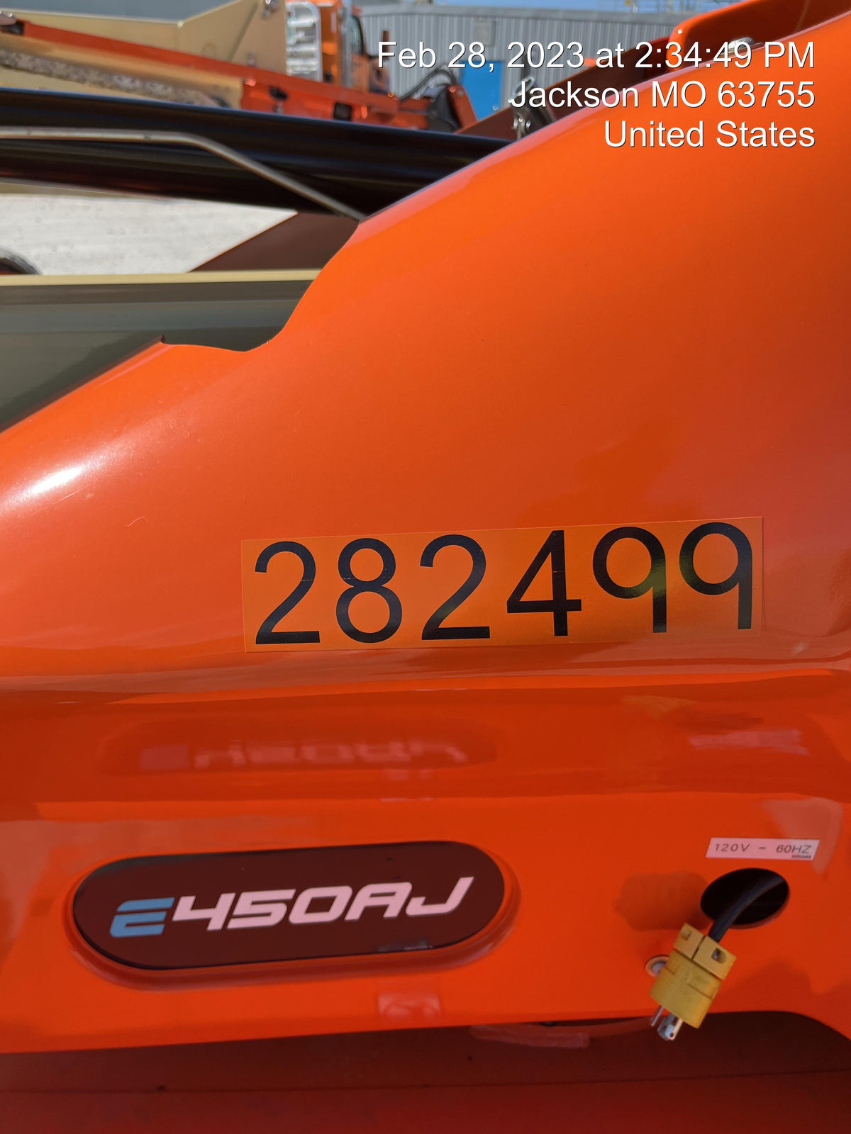 2022 JLG E450AJ