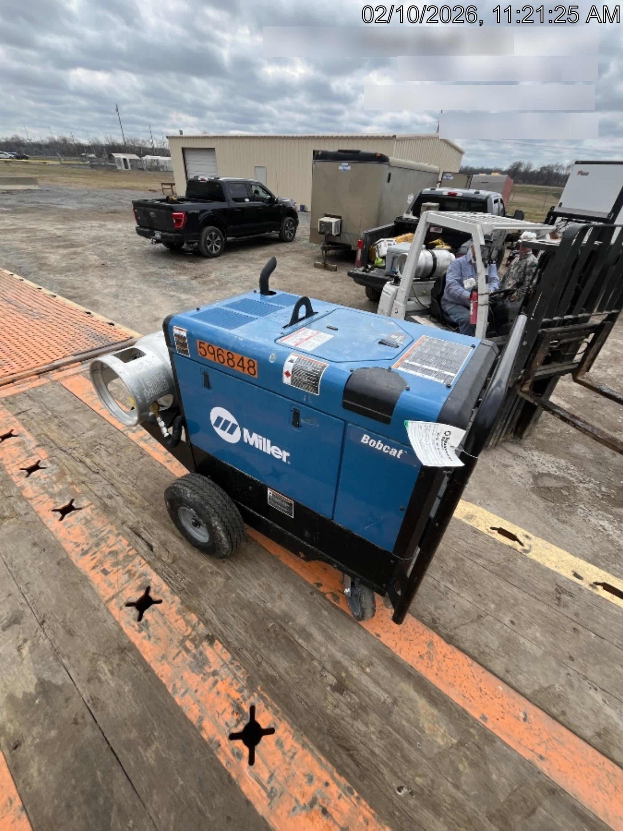 2025 MILLER ELECTRIC Bobcat 265 LP
