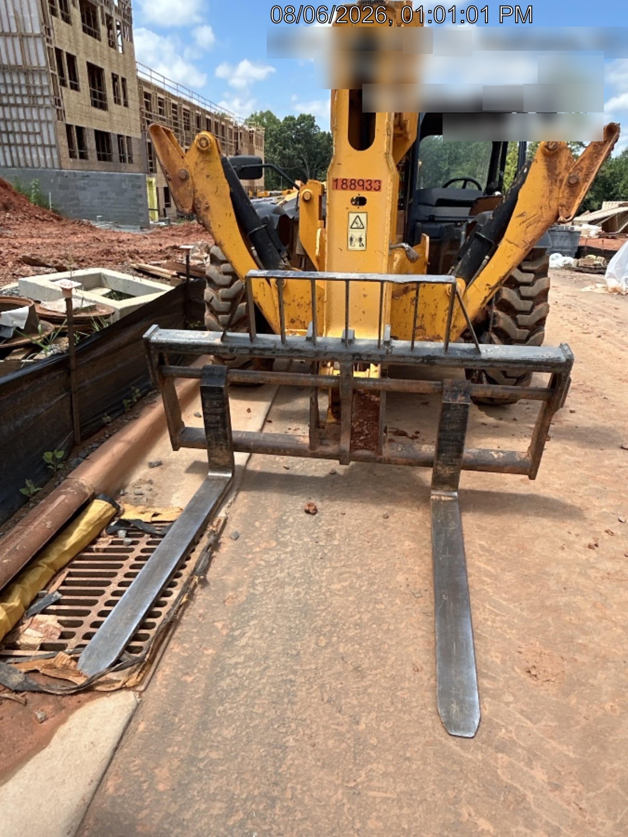 2021 JCB 510-56