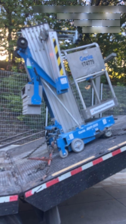 2021 GENIE AWP-30S DC