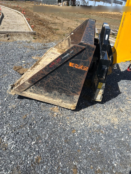 2020 ARROW MATERIAL HANDLING Telehandler Bucket Pin-On