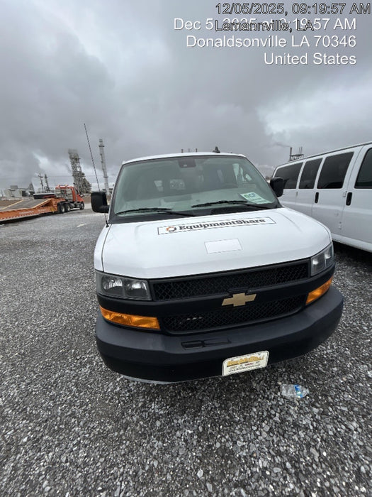 2025 CHEVROLET Express Van - Rental