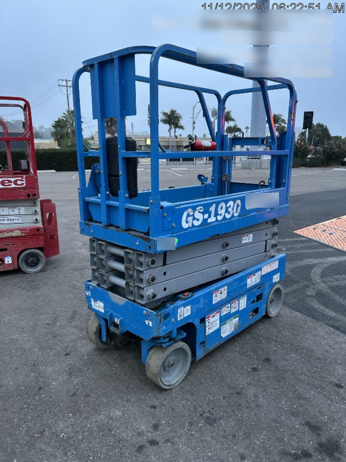 2019 Genie GS-1930 Half Height Swing Gate, 800W Inverter