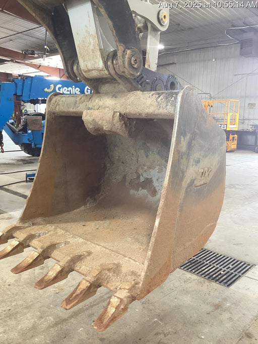 2025 TAKEUCHI 36" Bucket - Takeuchi