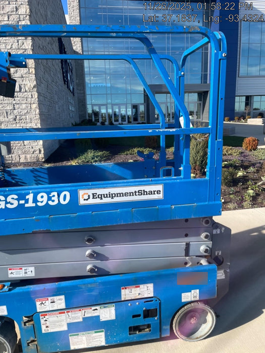 2019 Genie GS-1930 Fixed Rails with Chain Entry