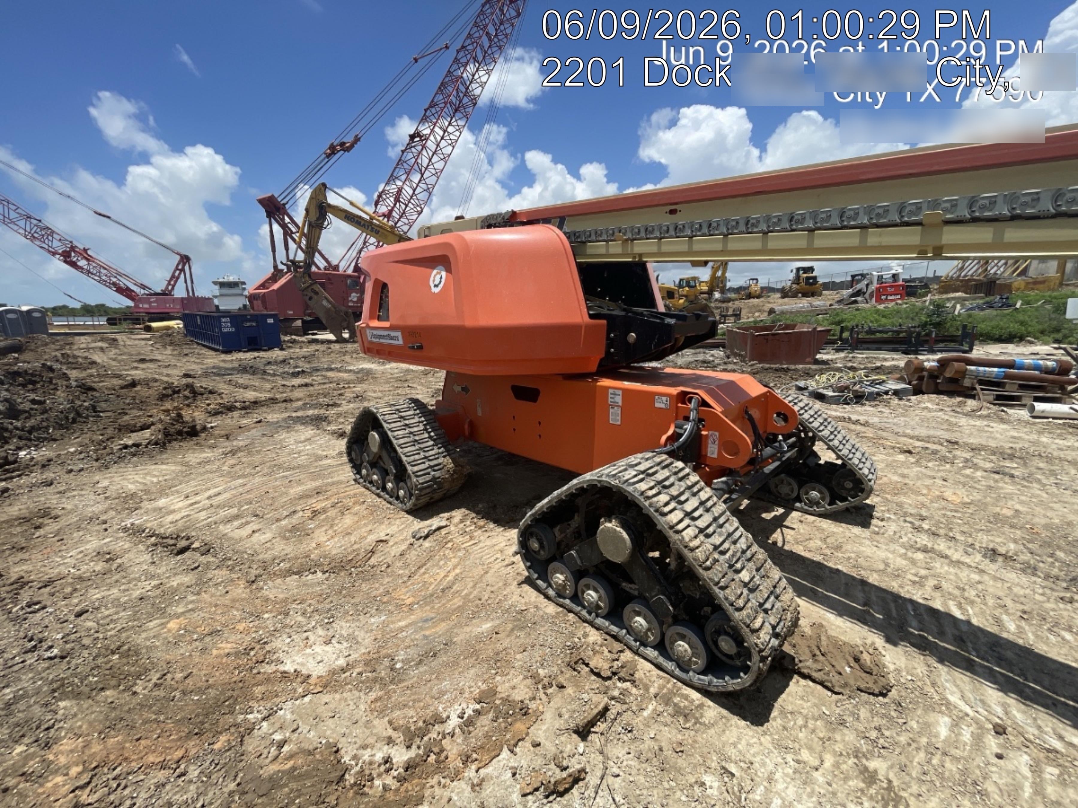 2021 JLG 660SJ Quad Track