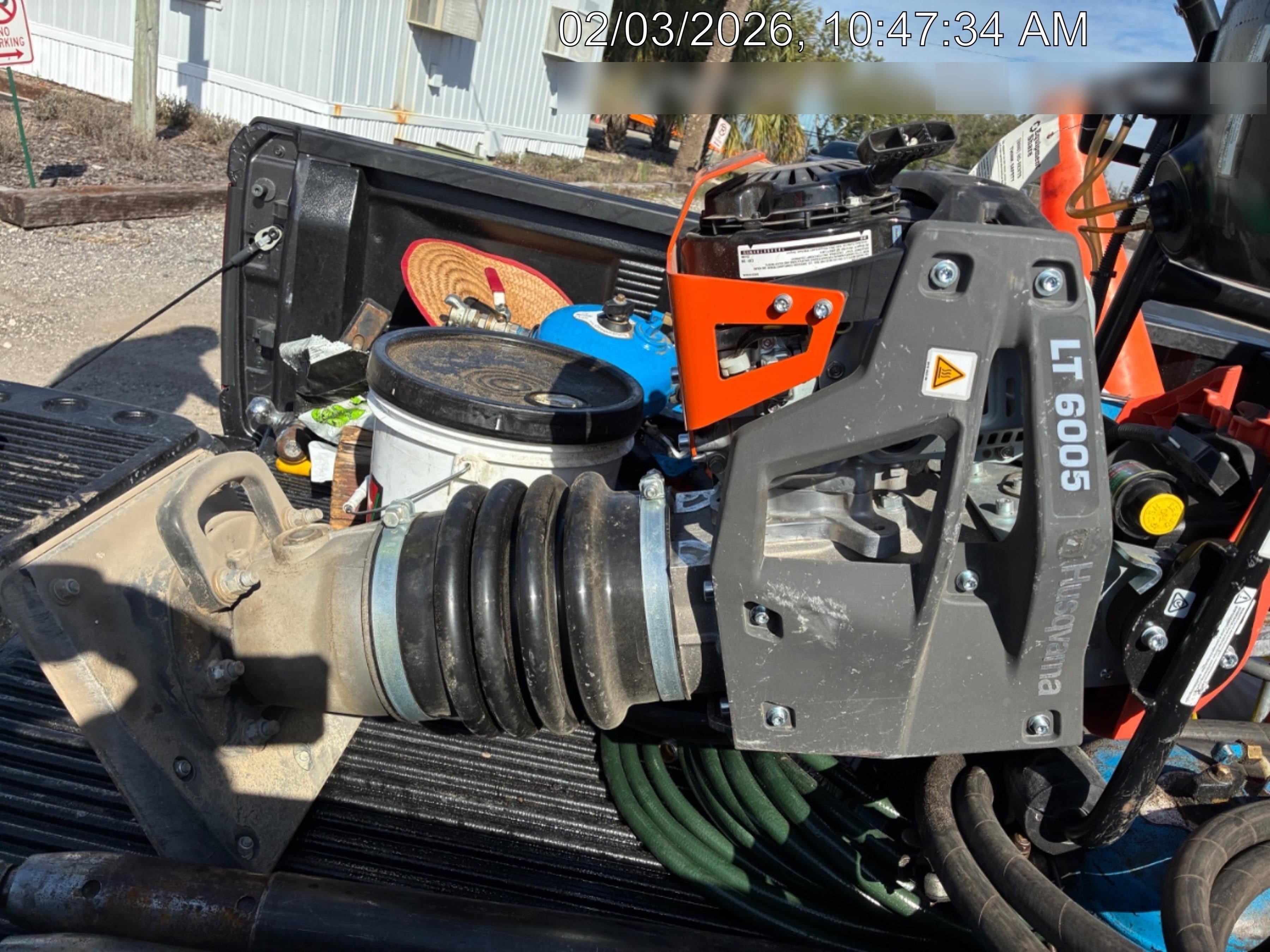 2024 HUSQVARNA LT6005