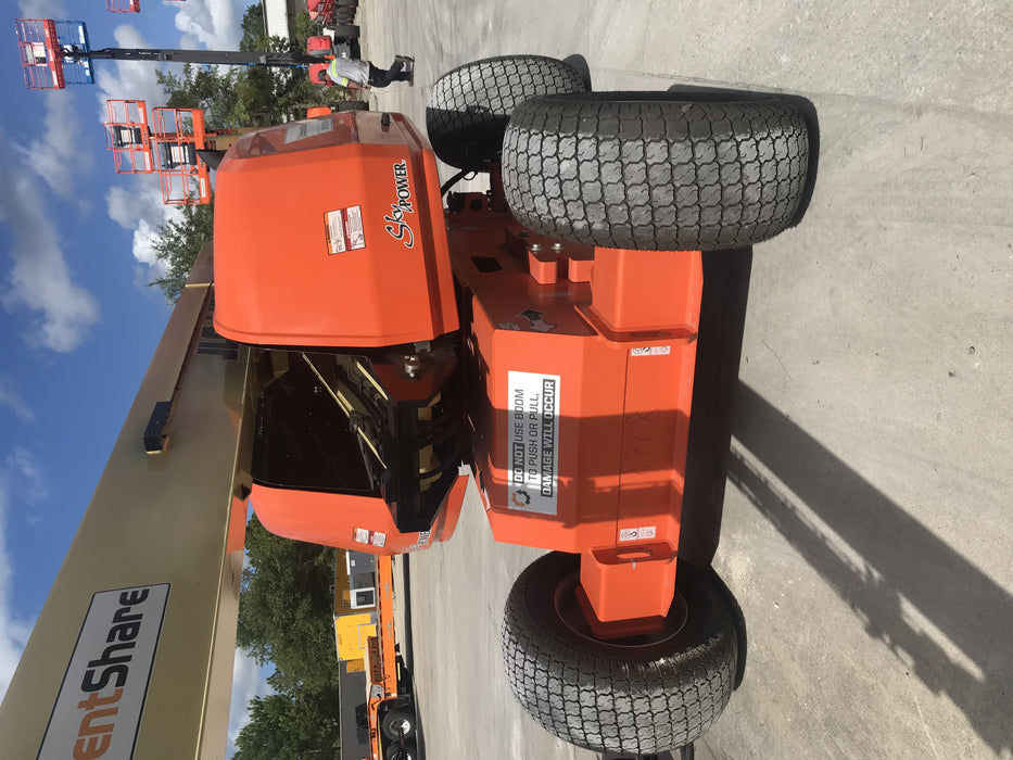 2019 JLG 660SJ