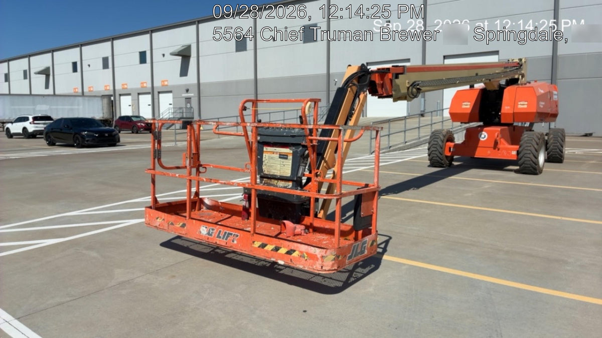 2022 JLG 860SJ