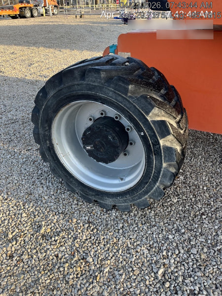 2020 JLG 800AJ