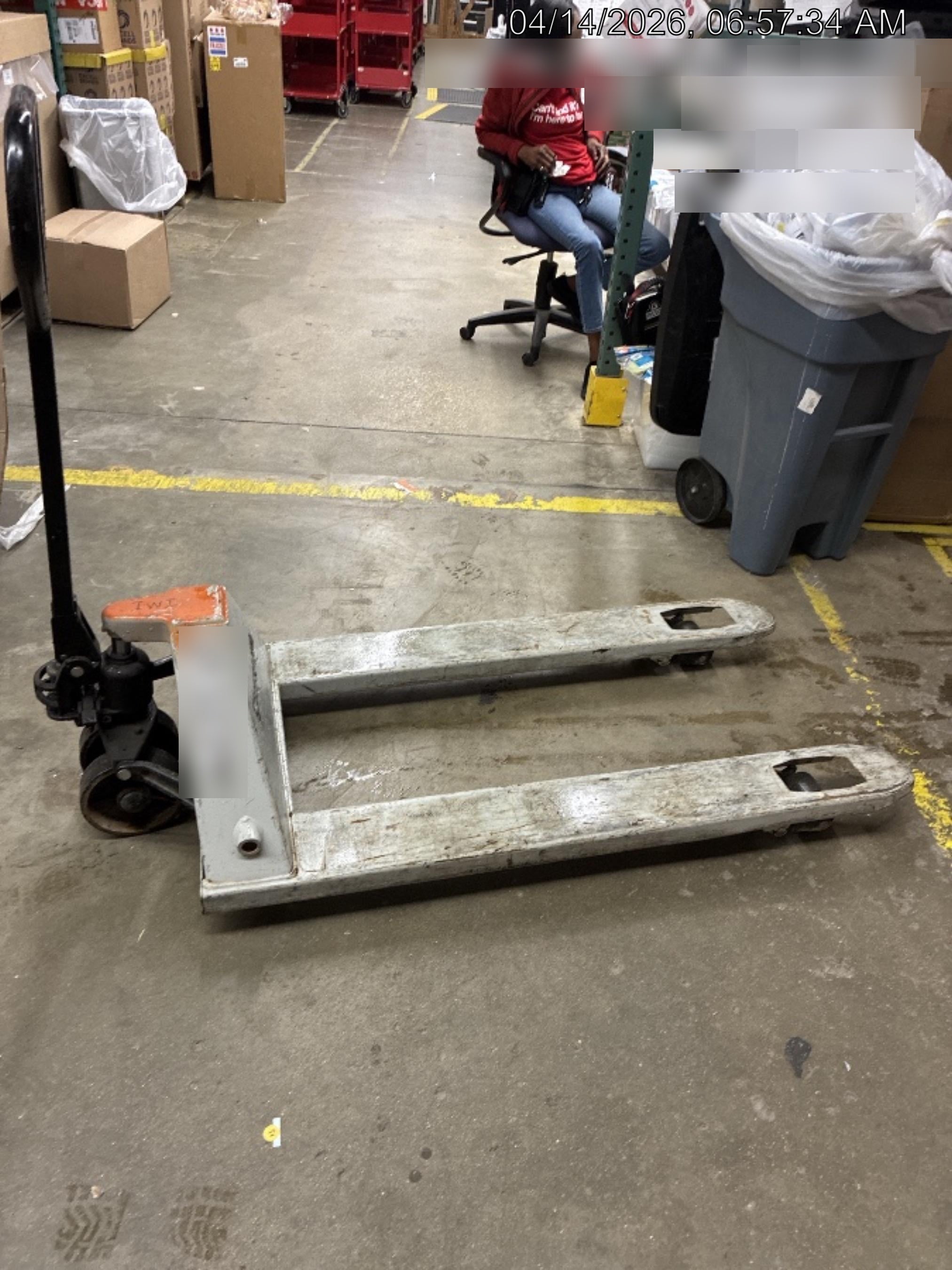 2023 STRONGWAY 4400 lb Pallet Jack
