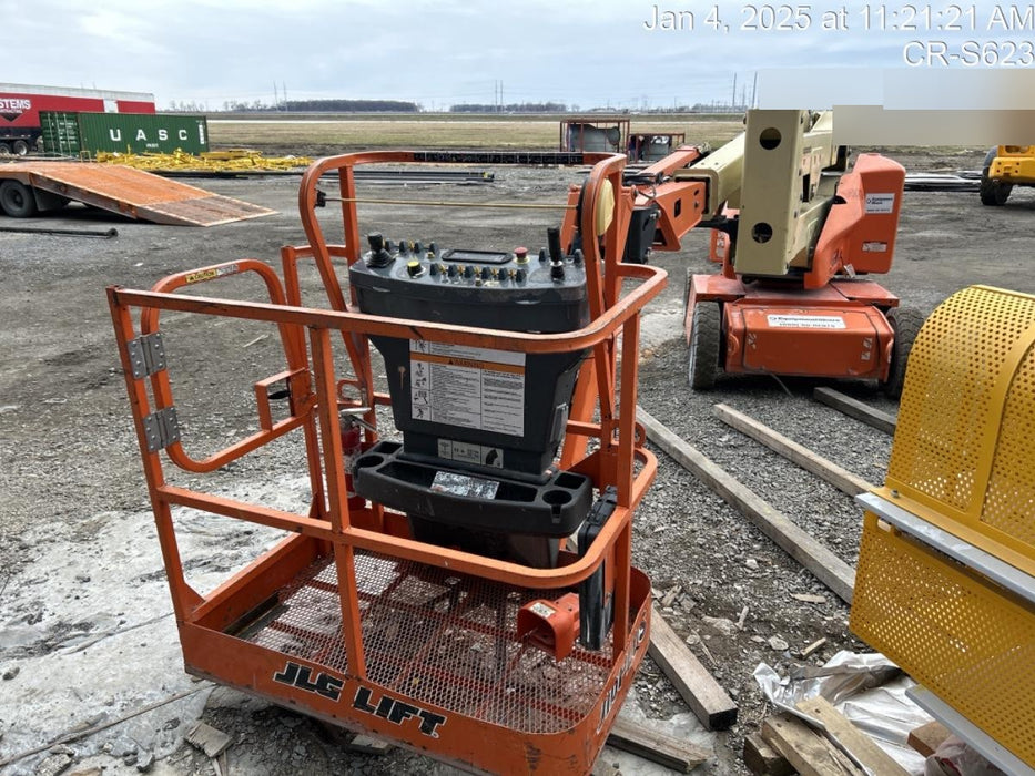 2020 JLG E400AJPN