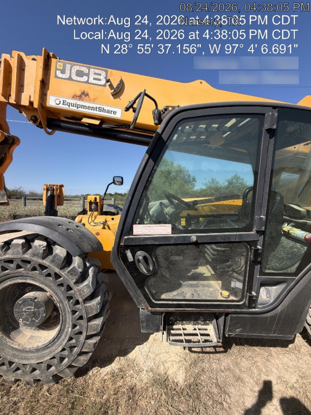 2019 JCB 512-56 74 HP w/CAB/HVAC, Beacon, Aux Hydraulics, Worklights, Solid Tires w/60" Carriage/Forks