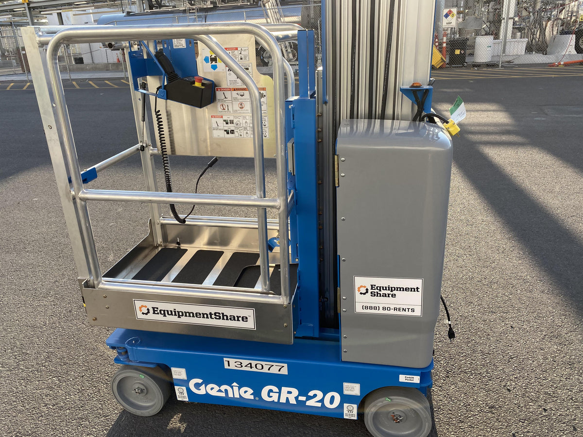 2021 GENIE GR-20