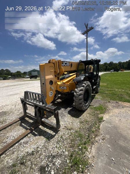 2019 JCB 509-42 74 HP w/Open ROPS, Beacon, Aux Hydraulics, LED Work lights, Solid Tires 66" Carriage/60" Forks