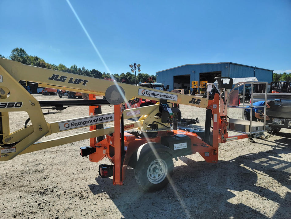 2022 JLG T350