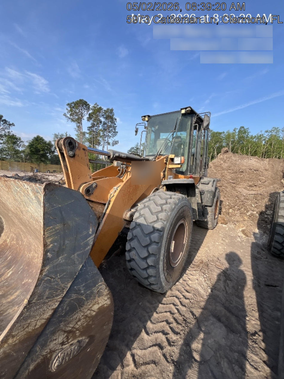 2016 Case 721F CLOSED CAB, JRB 416 STYLE HYD COUPLER