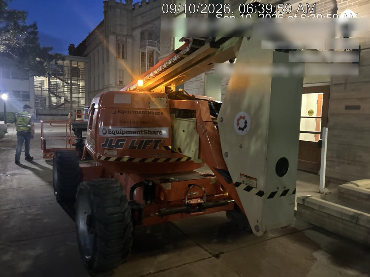 2021 JLG 600AJ