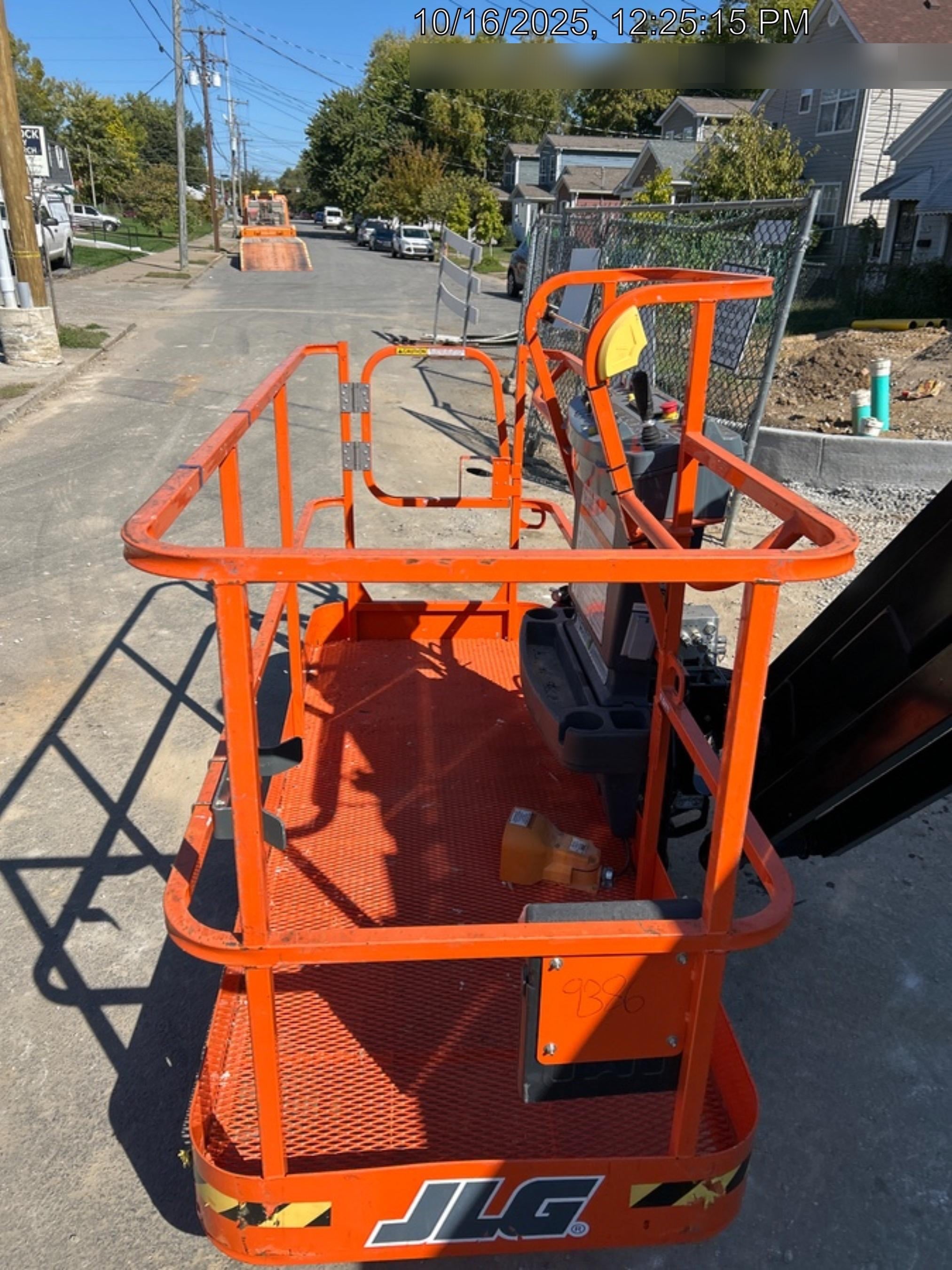 2025 JLG 660SJ