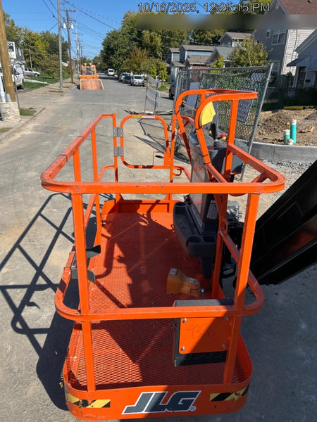 2025 JLG 660SJ