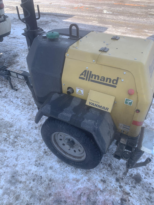 2022 Allmand NLV3GR (4) LED Light Fixture 350W, 23' Vertical Mast, 3kW Prime, Towable, ES Decals, T3