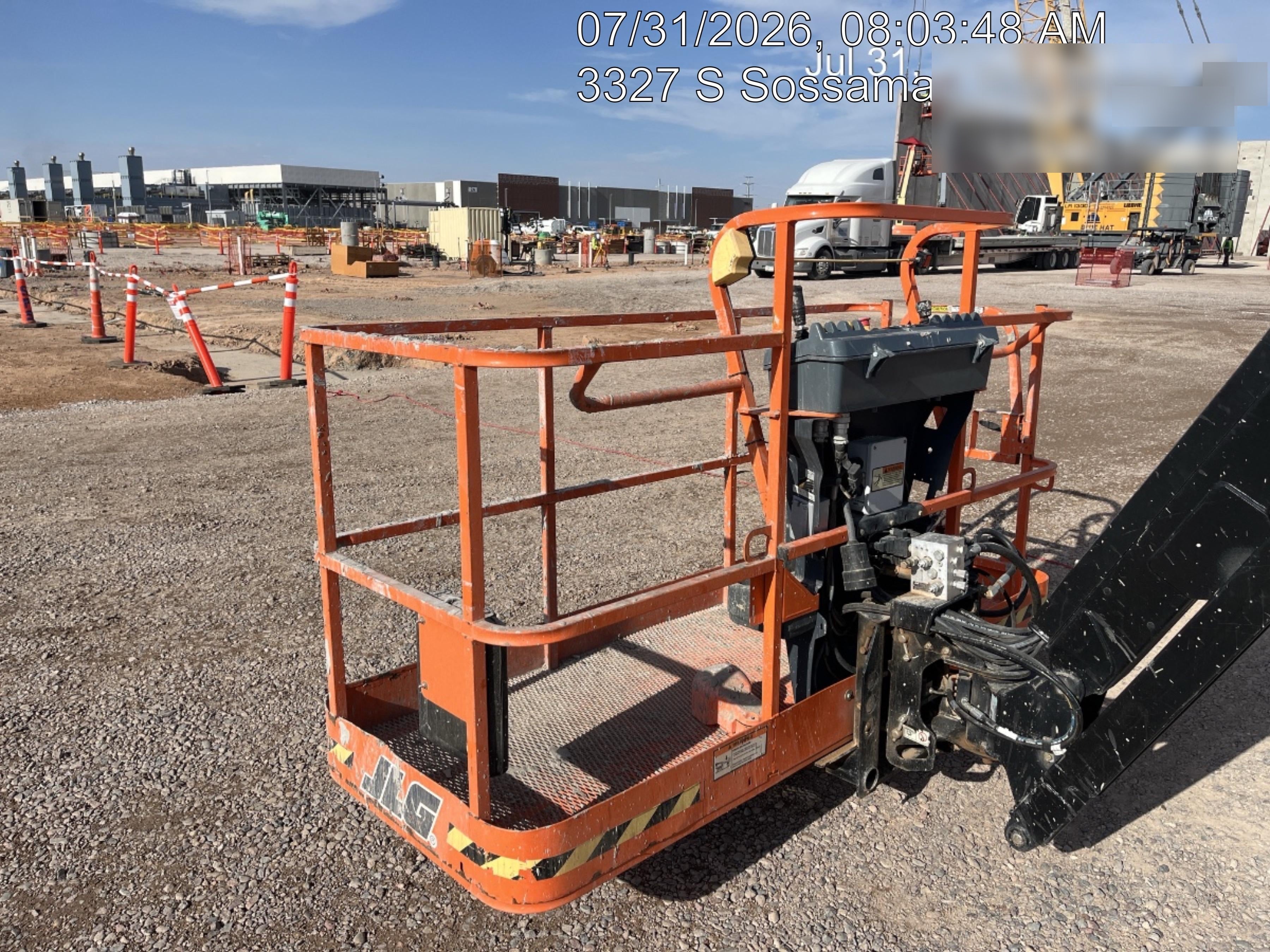 2023 JLG 660SJ