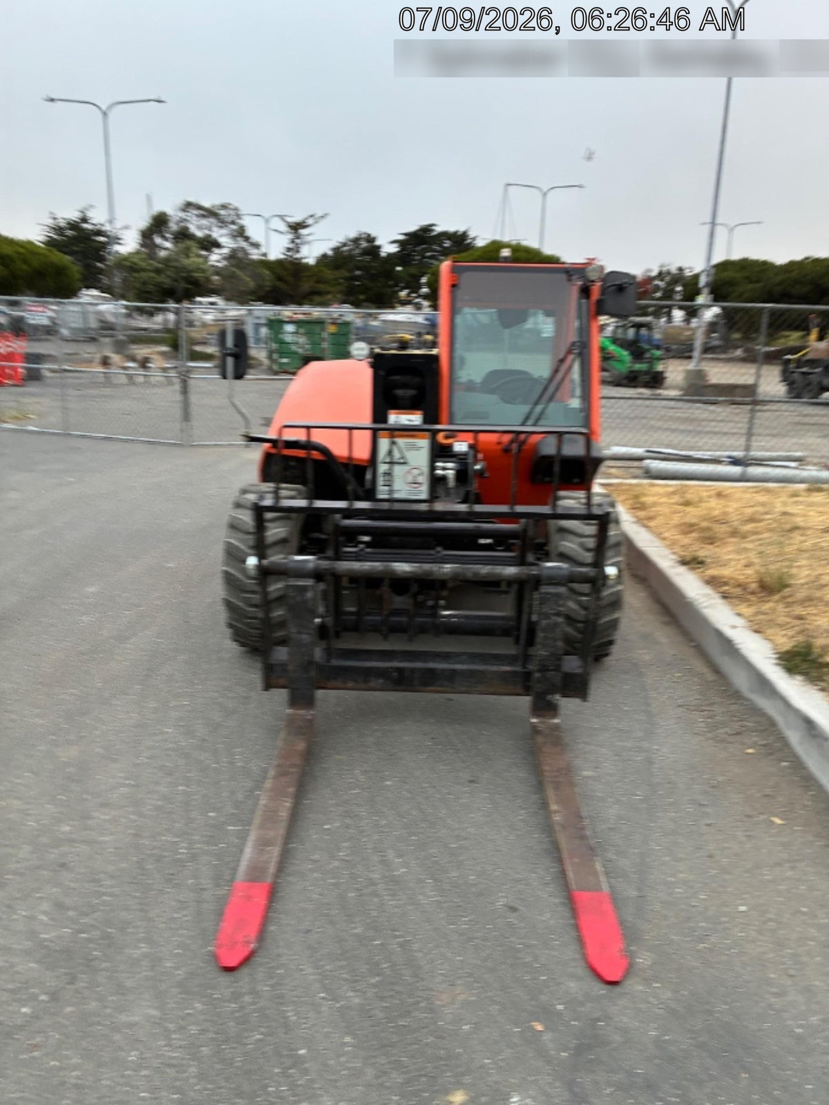 2025 JLG 519