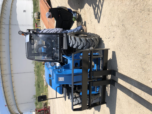 2020 Genie GTH-5519 Cab/Heat/Air, Solid Tires, Work Lights, Beacon, Aux Hydraulics, Back up Alarm
