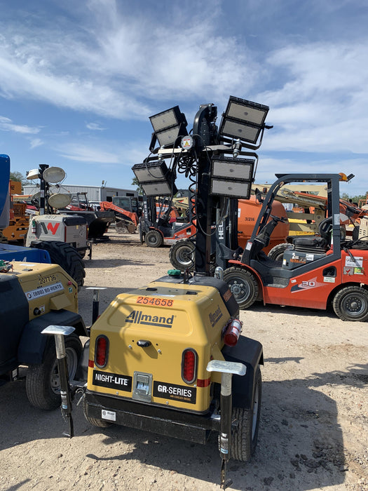 2022 Allmand NLV3GR (4) LED Light Fixture 350W, 23' Vertical Mast, 3kW Prime, Towable, ES Decals, T3