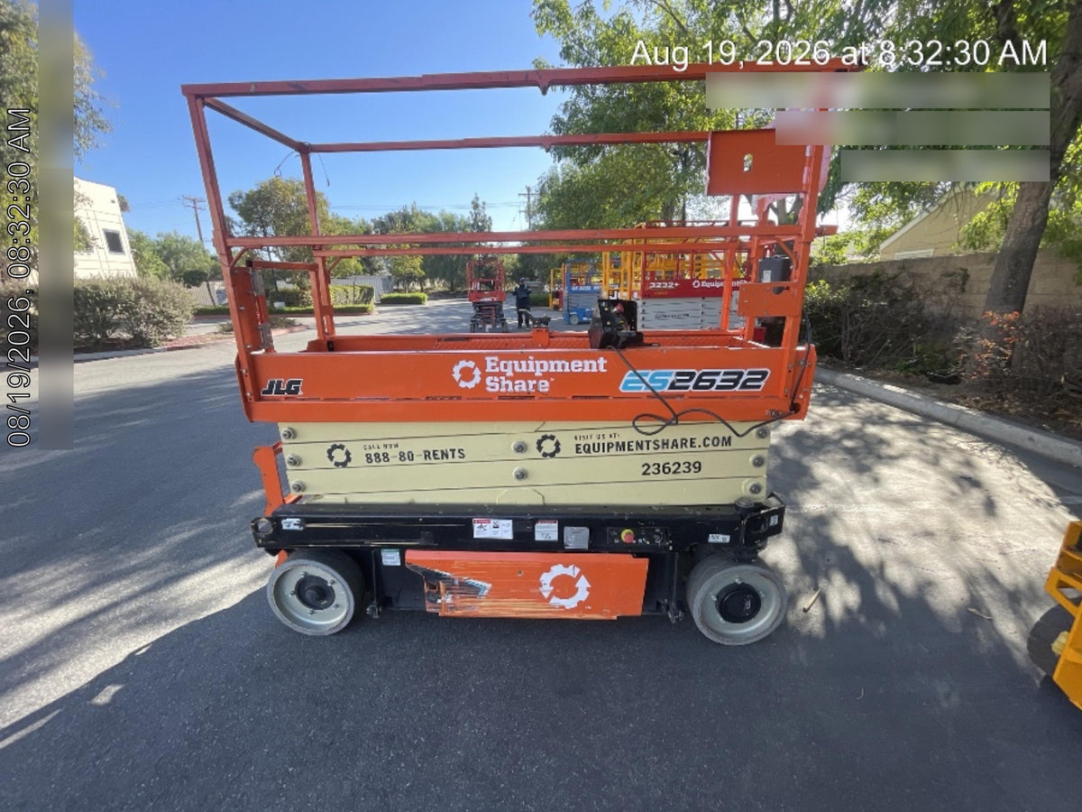 2022 JLG ES2632
