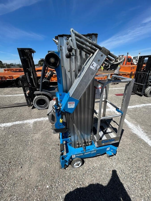 2019 GENIE AWP-30S