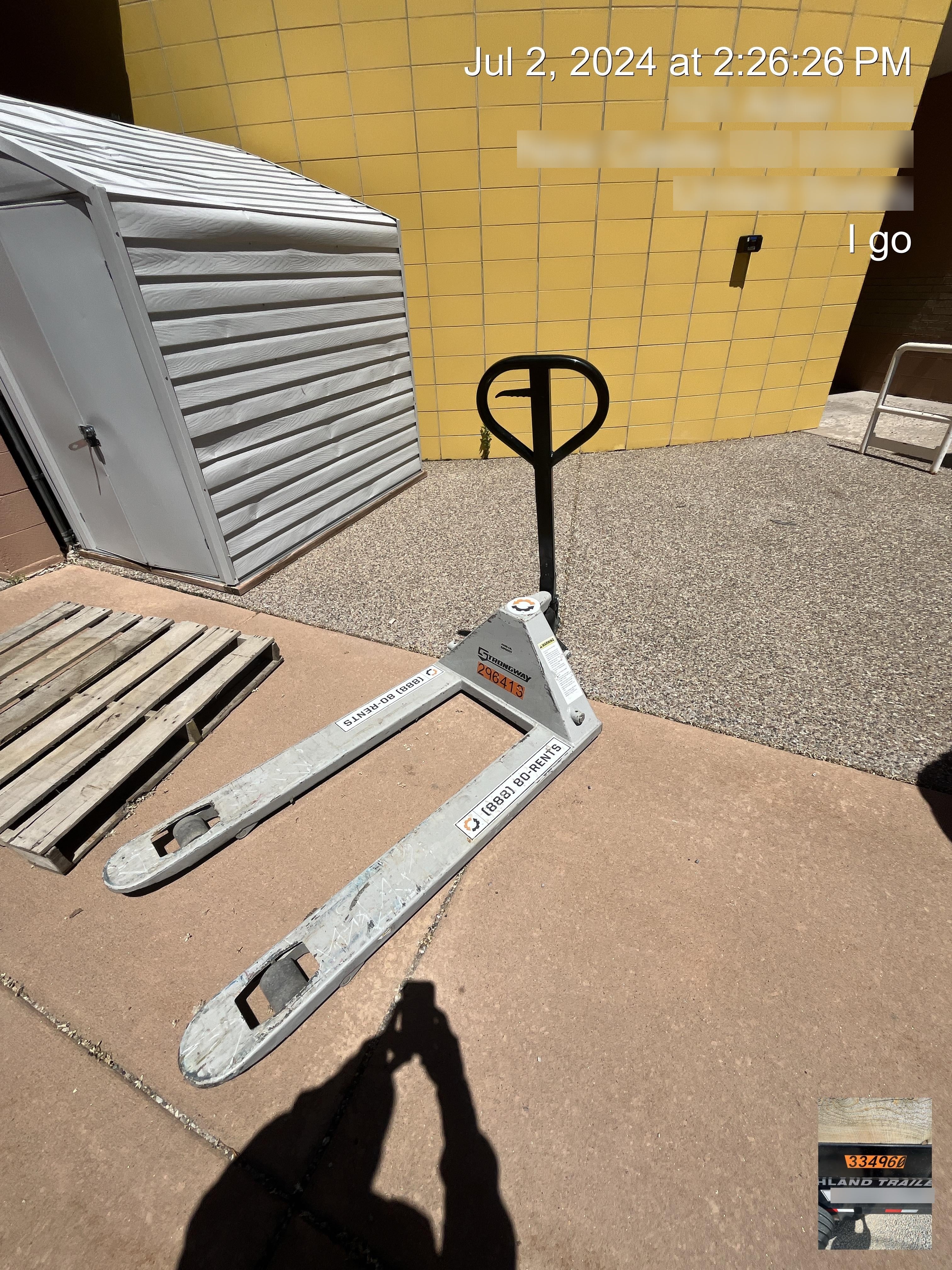 2022 STRONGWAY 4400 lb Pallet Jack