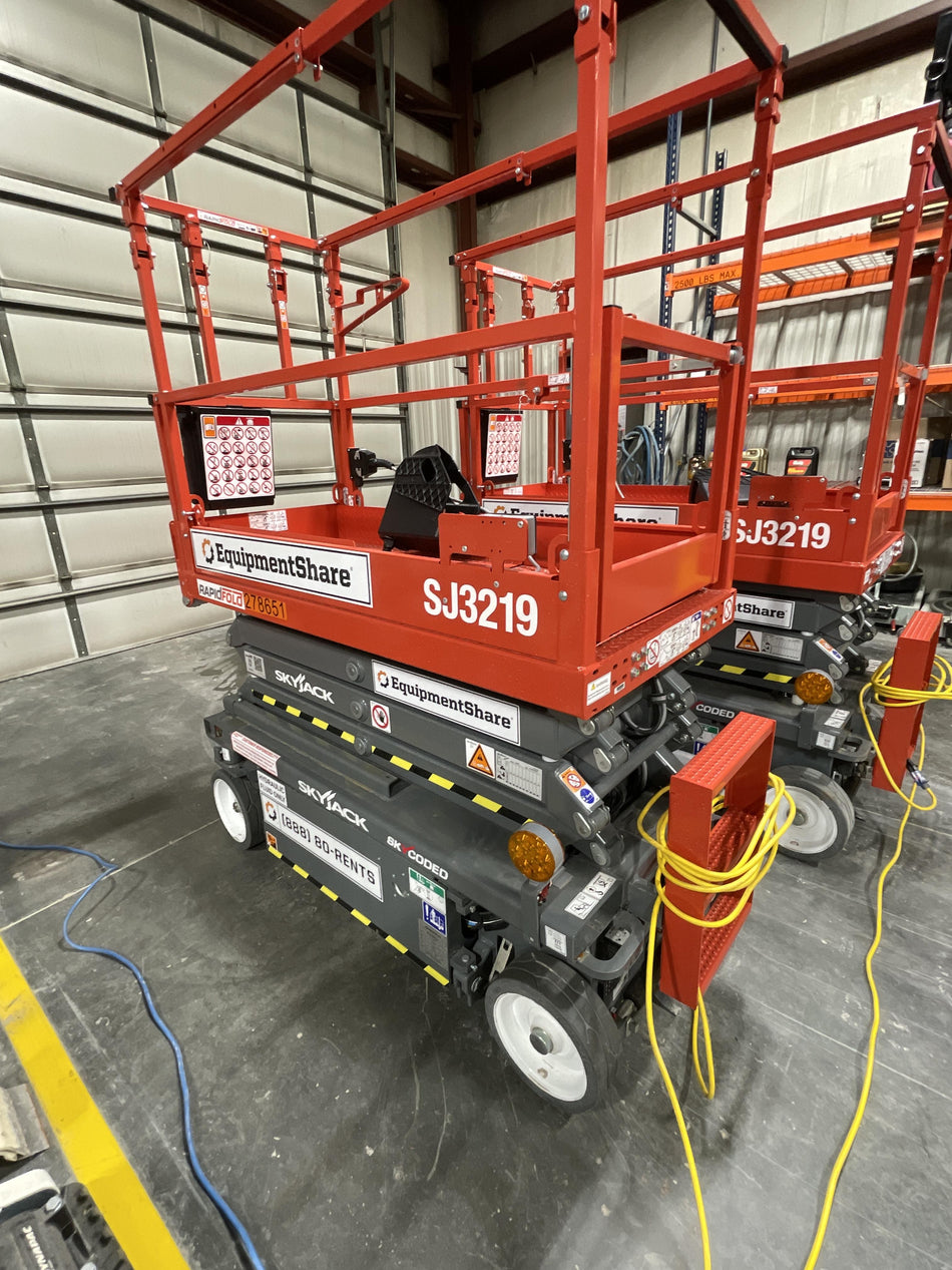 2023 SKYJACK SJ3219