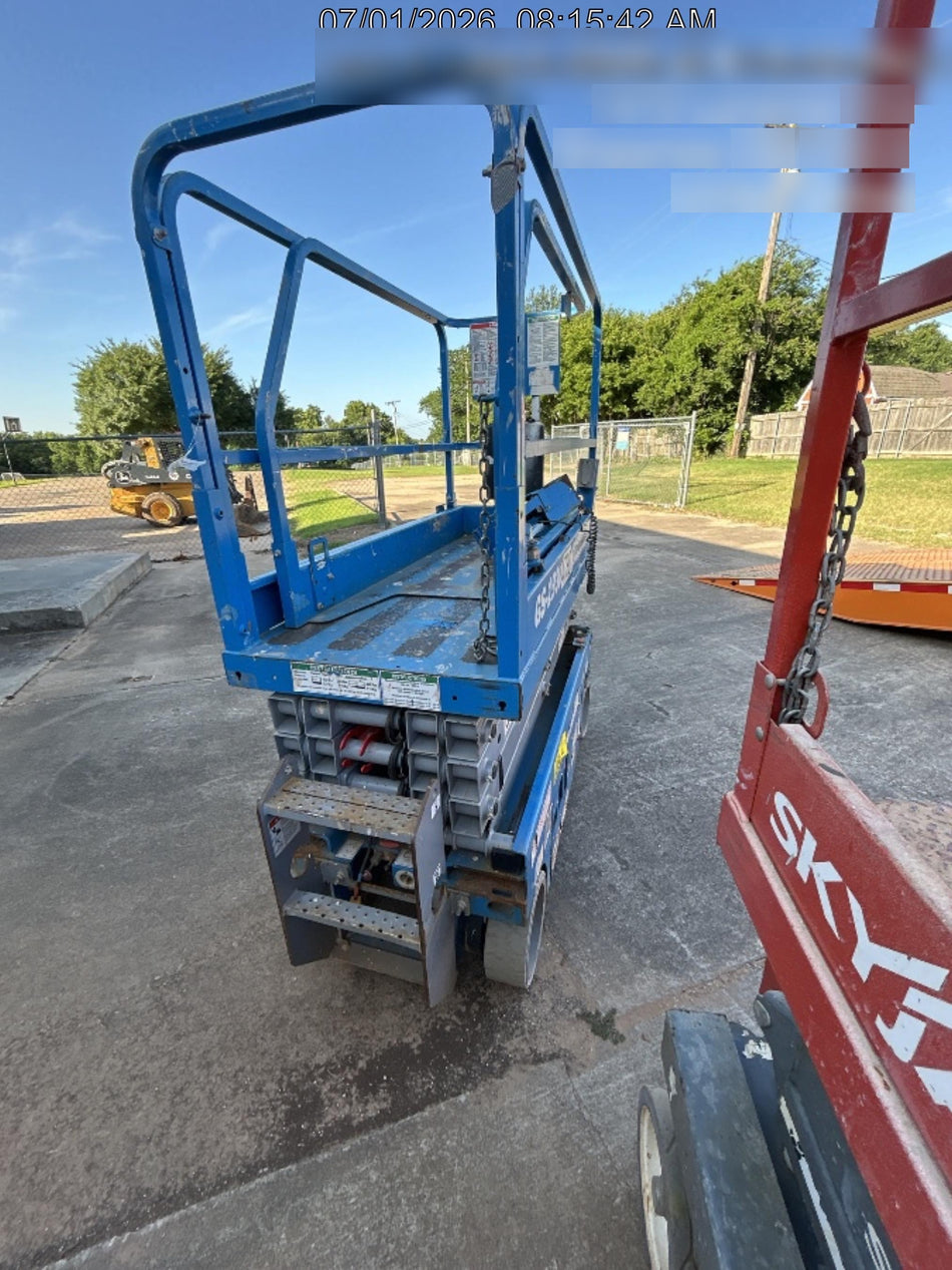 2019 Genie GS-1930 Fixed Rails with Chain Entry