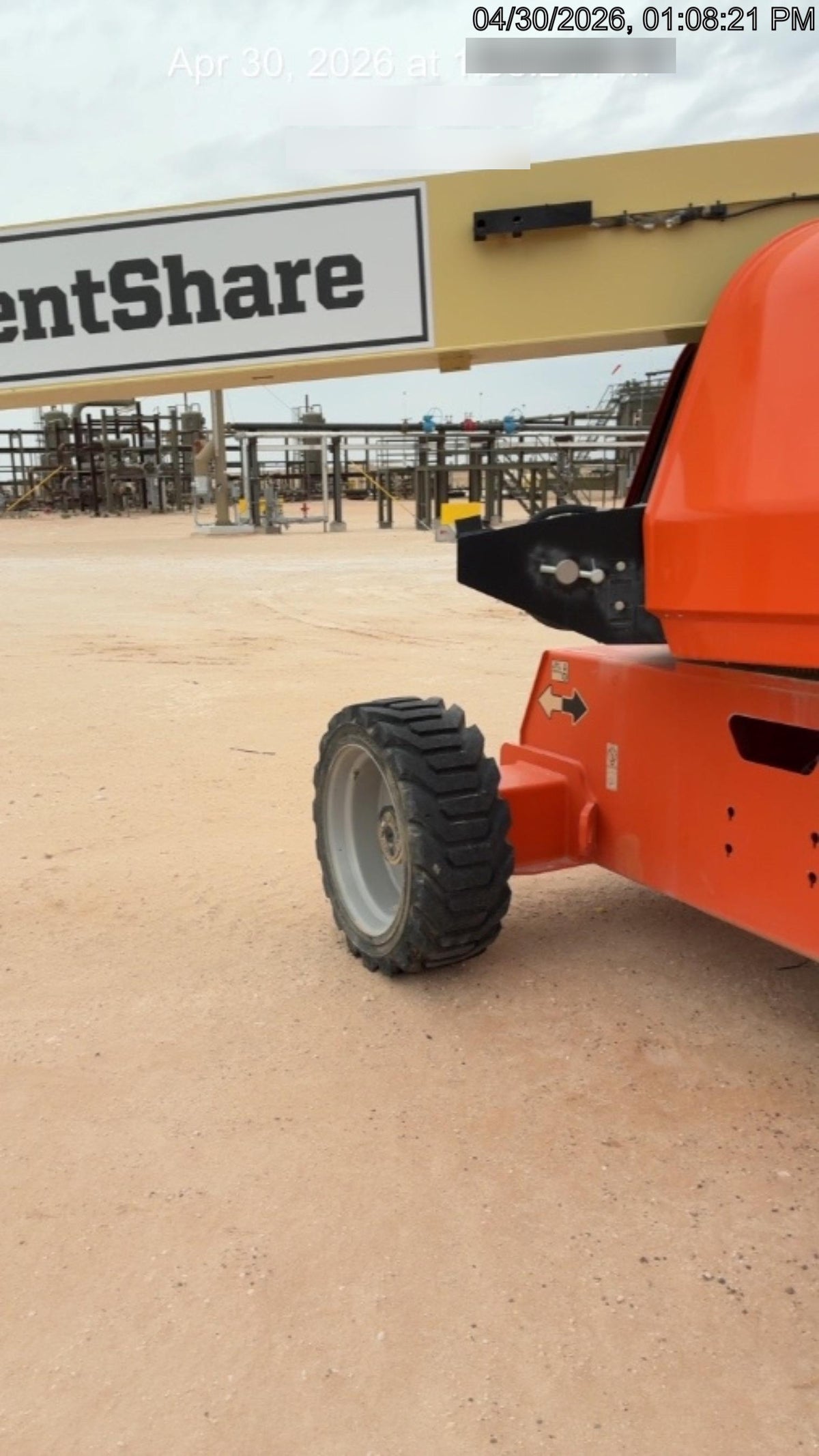 2020 JLG 660SJ