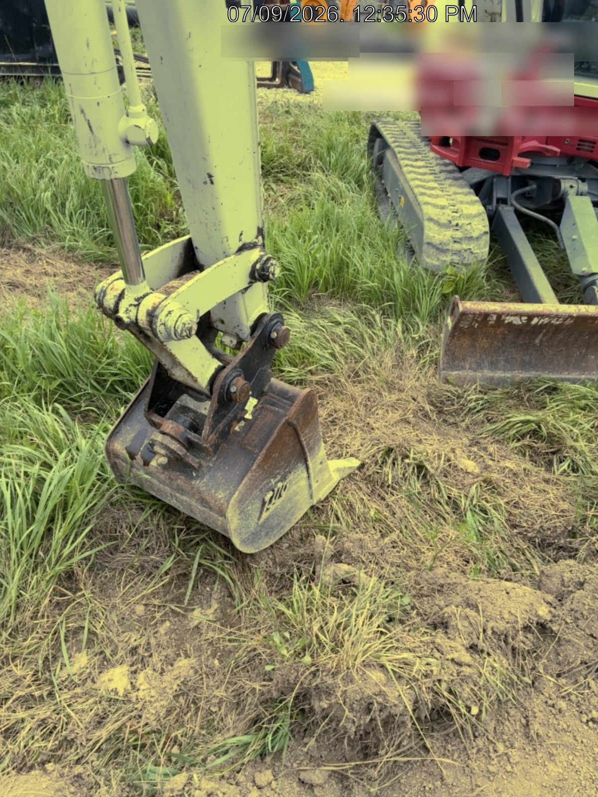 2021 TAKEUCHI TB235-2CR