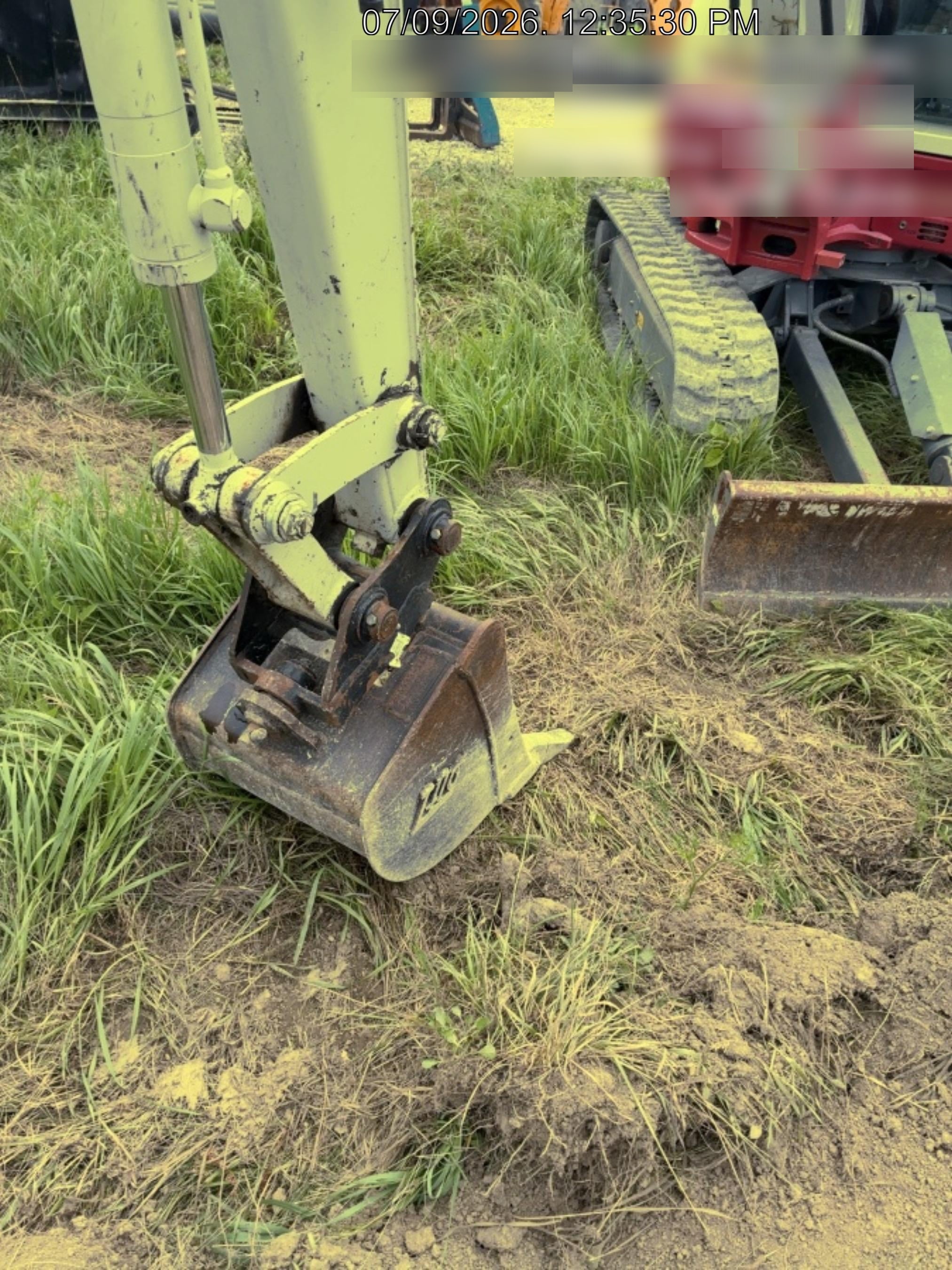 2021 TAKEUCHI TB235-2CR