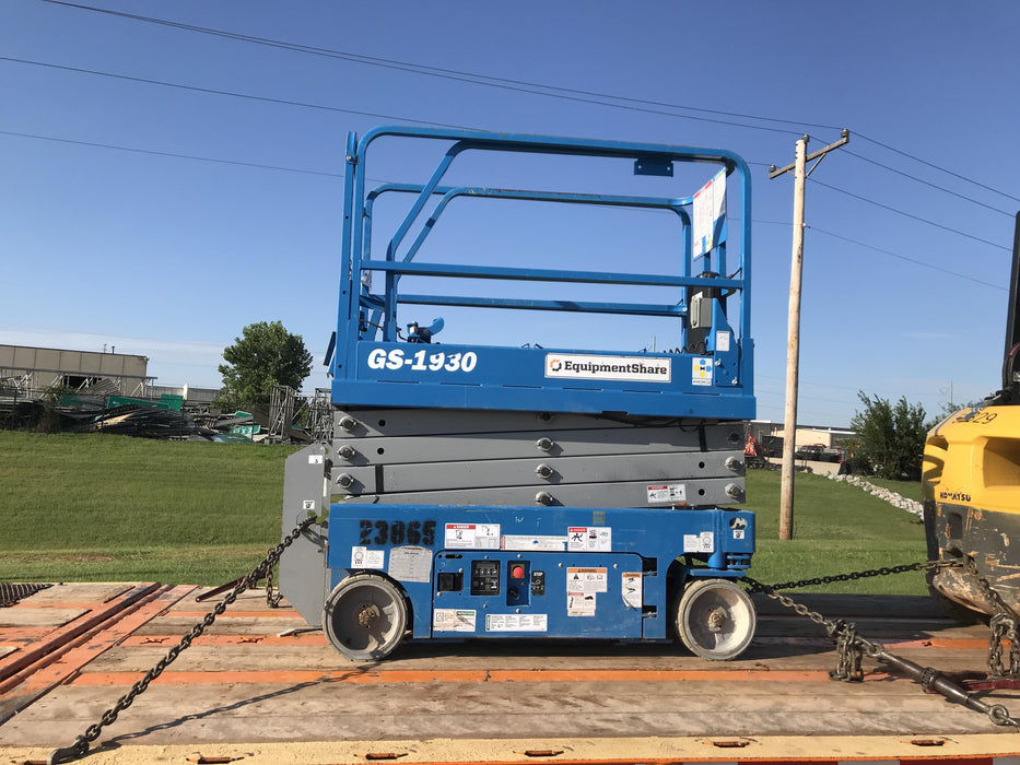 2018 Genie GS-1930 Genie GS-1930 w/Fixed Rail, Chain Entry
