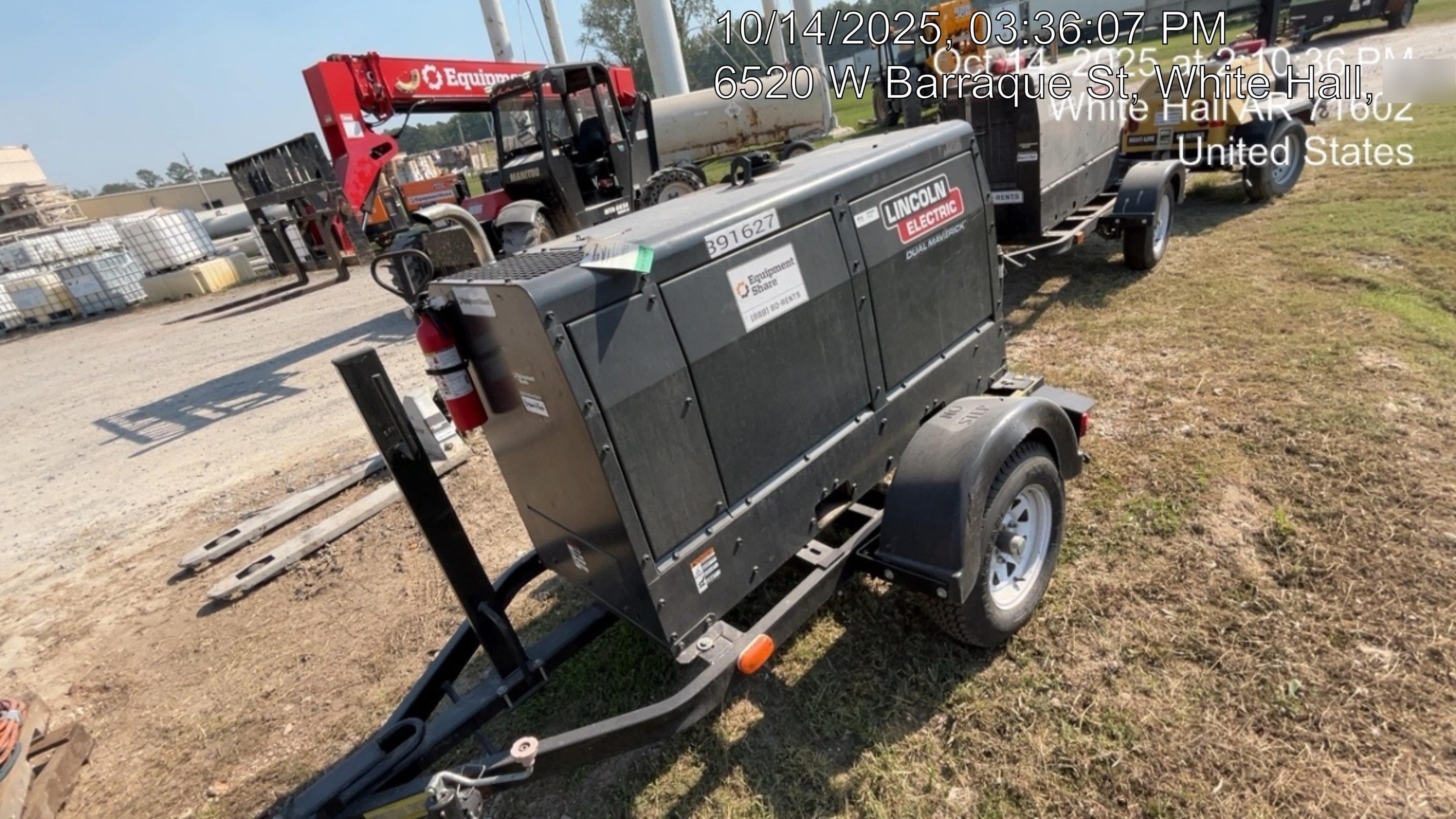 2024 Lincoln Electric Dual Maverick 200/200X Ready Pak 3, Includes Trailer, Cable Rack, Fender Light Kit K4382-1-RP3