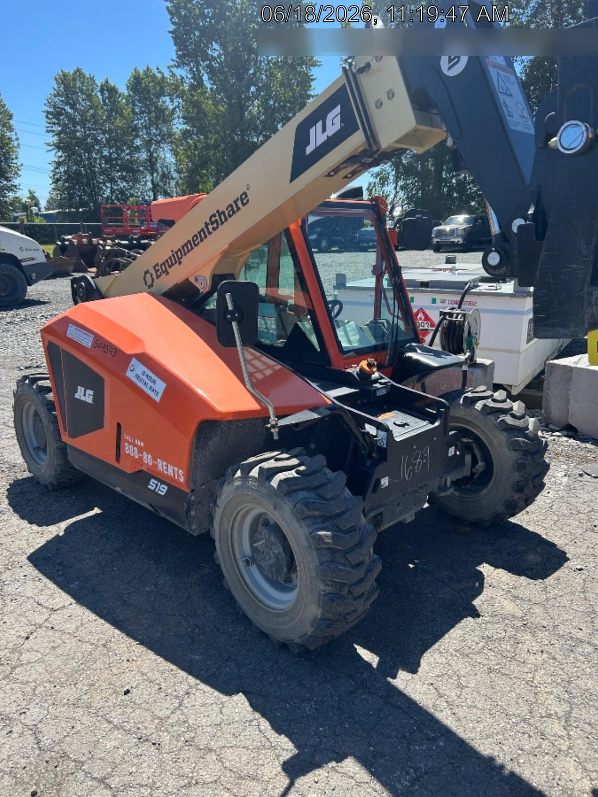 2025 JLG 519