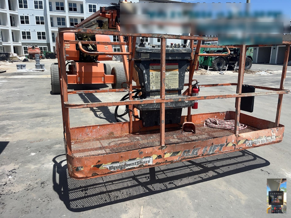 2022 JLG 660SJ