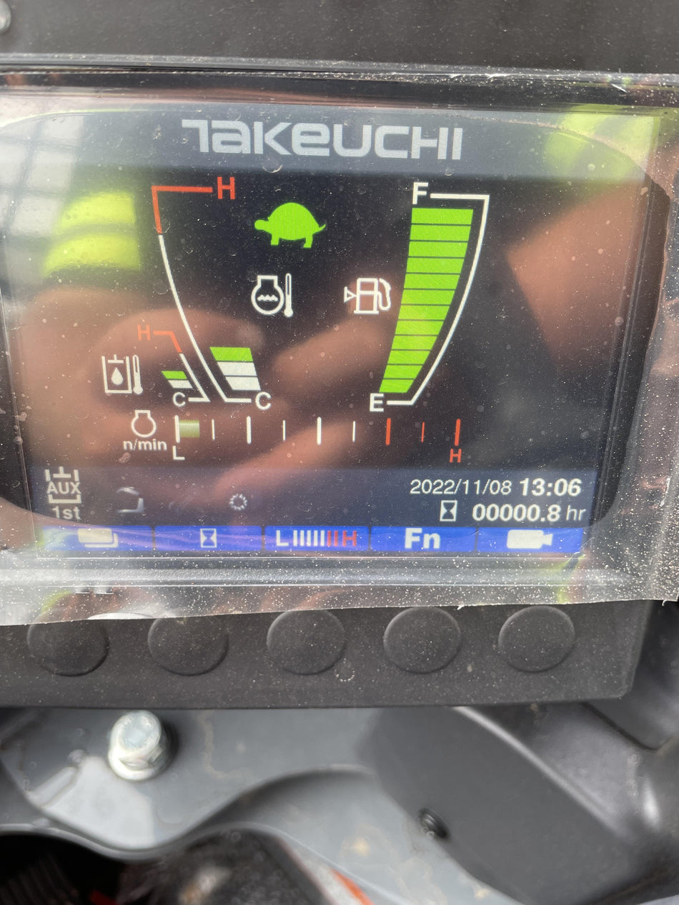 2022 TAKEUCHI TL8R2-R