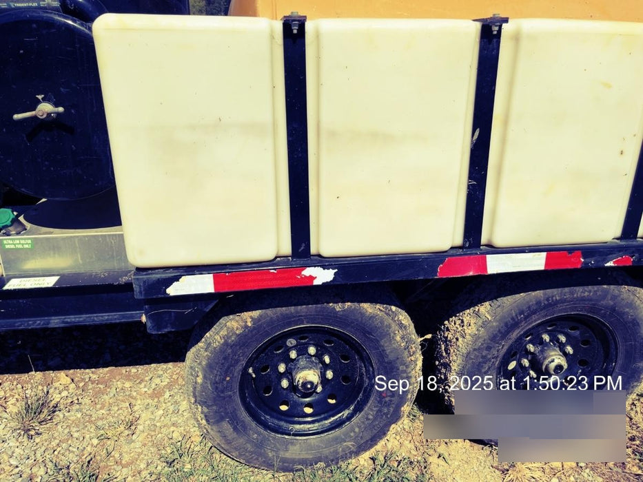 2023 Vac-Tron LP573XDT T4 Koehler Diesel Engine, 500 Gallon Debris Tank, x2 100 Gallon Water Tanks