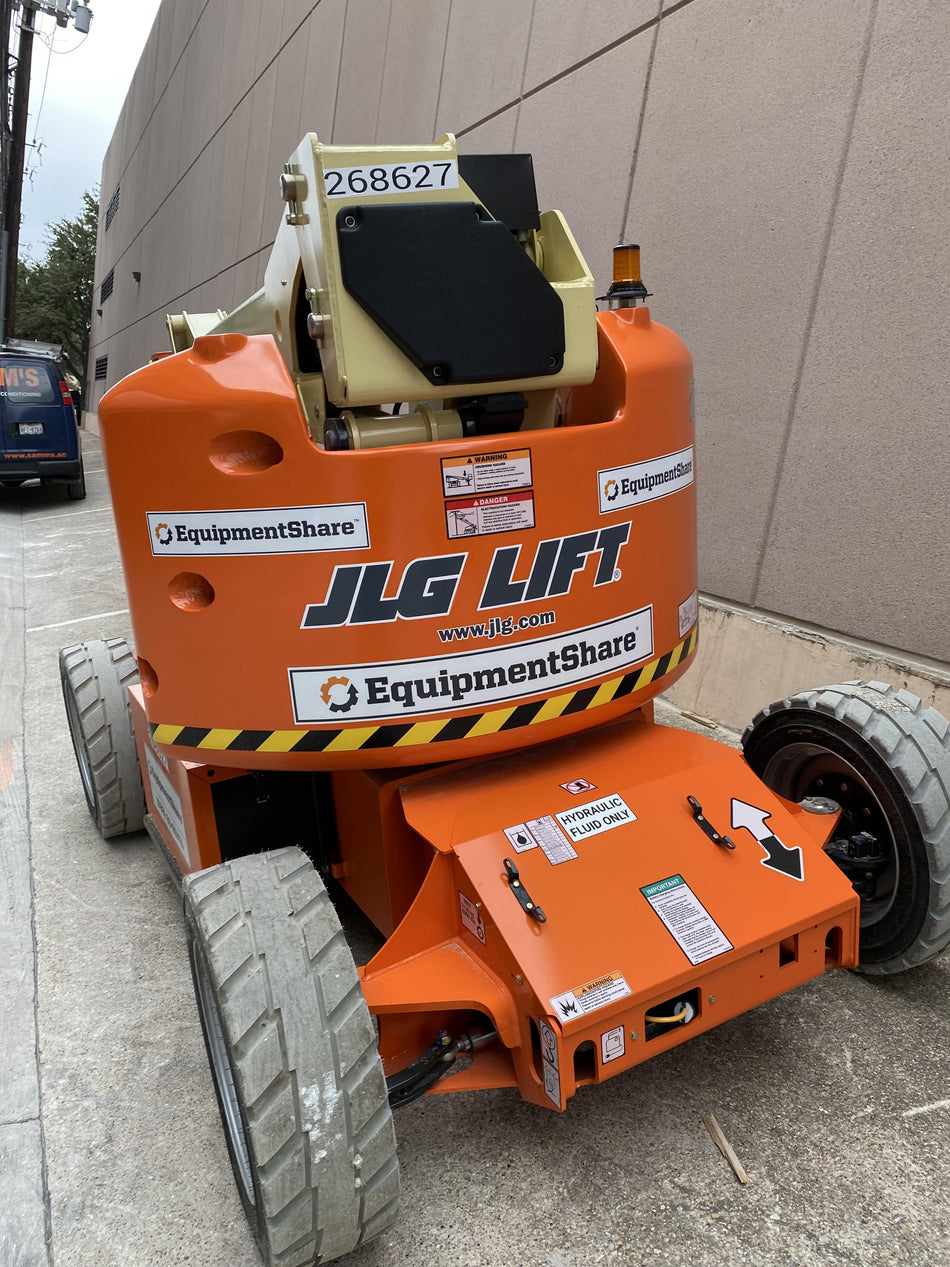 2022 JLG E450AJ