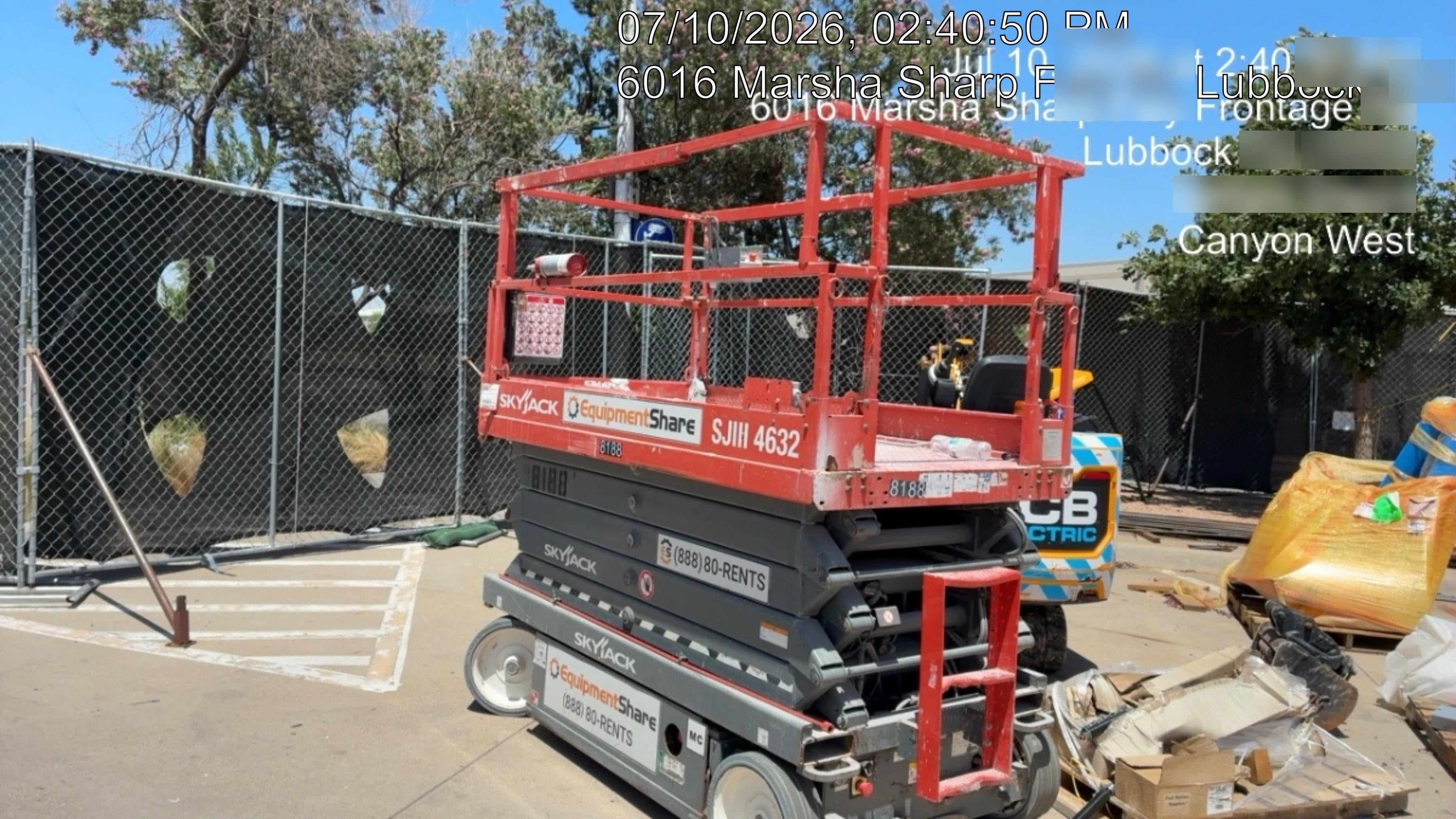 2018 Skyjack SJIII-4632 Skyjack SJIII4632 Scissor Lift w/Trojan Batteries