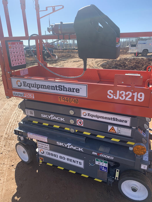 2021 SKYJACK SJ3219