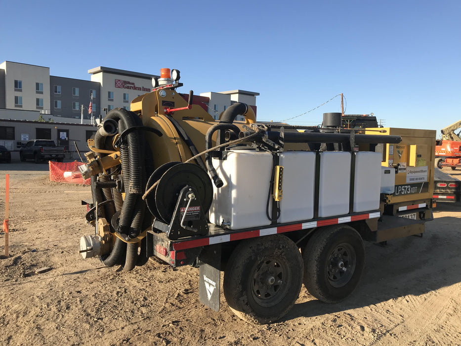 2021 VAC-TRON LP573XDT