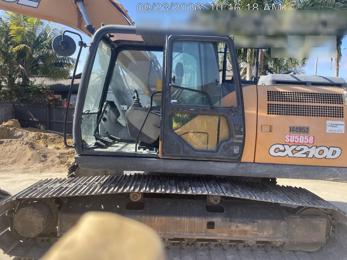 2021 CASE CX210D